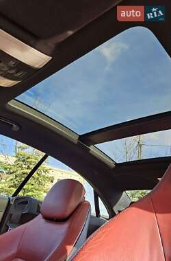 Купе Mercedes-Benz E-Class 2011 в 