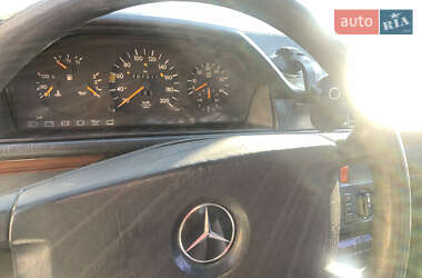 Седан Mercedes-Benz E-Class 1991 в 