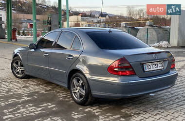 Седан Mercedes-Benz E-Class 2003 в Турке