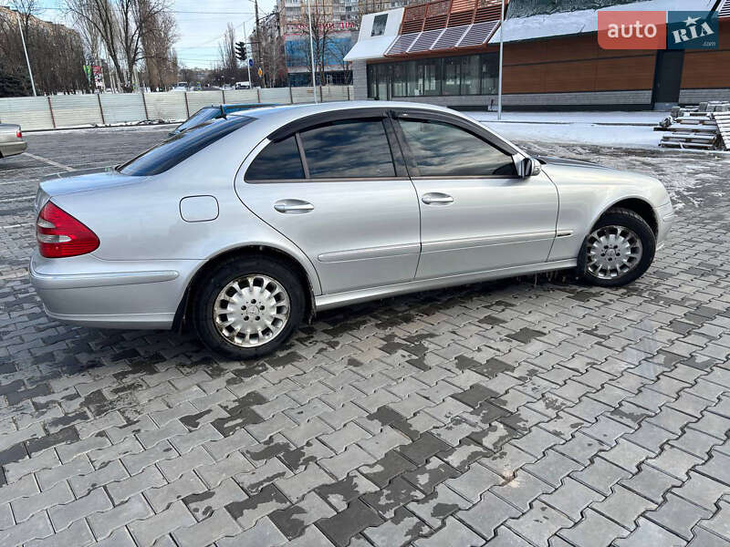 Седан Mercedes-Benz E-Class 2003 в Кривом Роге фото 2 Седан Mercedes-Benz E-Class 2003 в Кривом Роге
