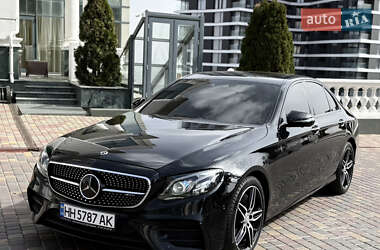 Седан Mercedes-Benz E-Class 2016 в 