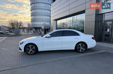 Седан Mercedes-Benz E-Class 2021 в 