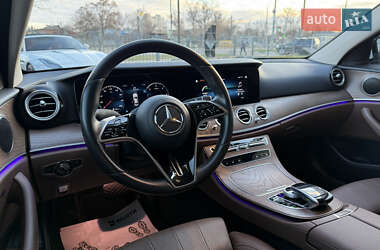 Седан Mercedes-Benz E-Class 2021 в 
