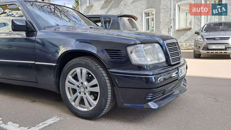 Универсал Mercedes-Benz E-Class 1995 в 