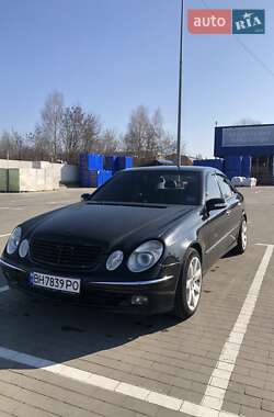 Седан Mercedes-Benz E-Class 2003 в  фото 3 Седан Mercedes-Benz E-Class 2003 в
