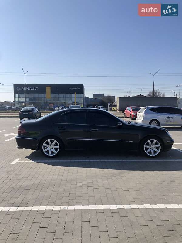 Седан Mercedes-Benz E-Class 2003 в Белой Церкви
