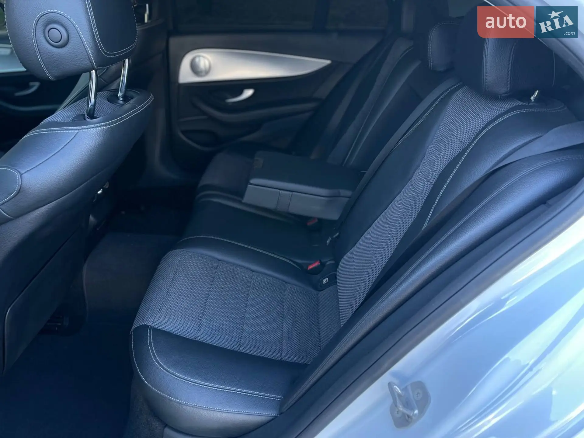 2016 Mercedes-Benz E-klasse - мініатюра 26