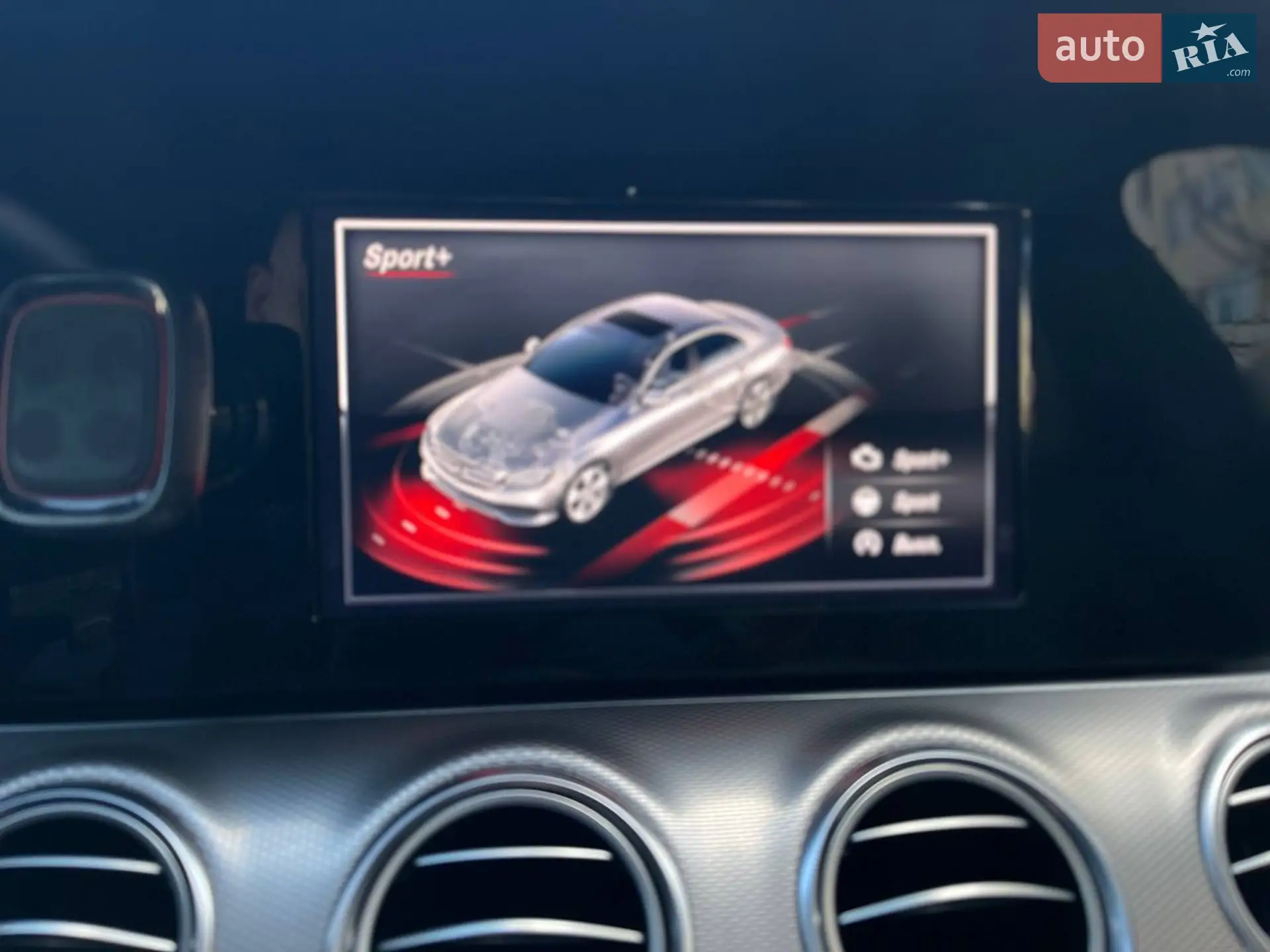 2016 Mercedes-Benz E-klasse - мініатюра 30