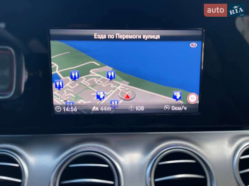 Седан Mercedes-Benz E-Class 2016 в Южному