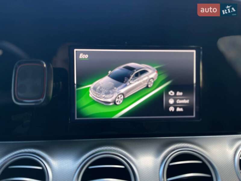 Седан Mercedes-Benz E-Class 2016 в Южному