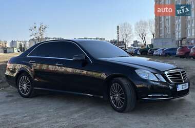 Седан Mercedes-Benz E-Class 2012 в 