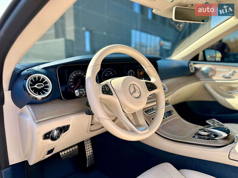 Кабриолет Mercedes-Benz E-Class 2017 в Киеве фото 4 Кабриолет Mercedes-Benz E-Class 2017 в Киеве