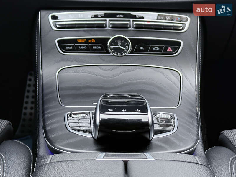 Седан Mercedes-Benz E-Class 2020 в Одесі