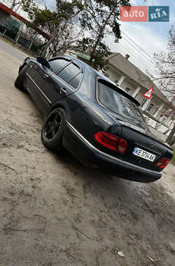 Седан Mercedes-Benz E-Class 1999 в 