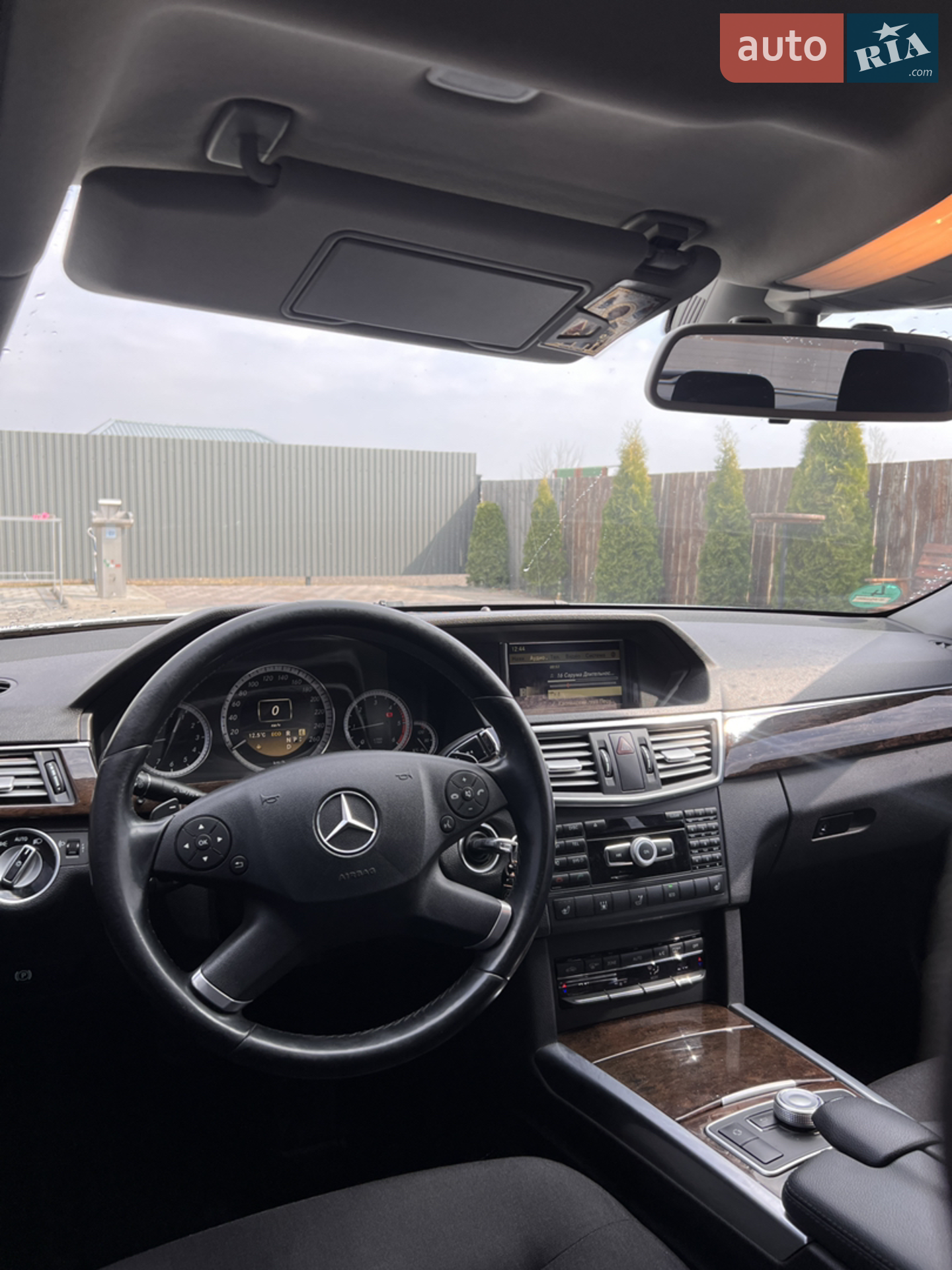 2011 Mercedes-Benz E-klasse - мініатюра 18