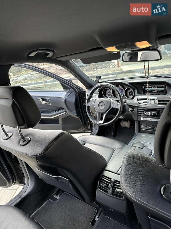 Седан Mercedes-Benz E-Class 2013 в Долине