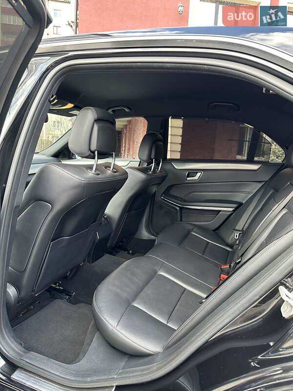 Седан Mercedes-Benz E-Class 2013 в Долине