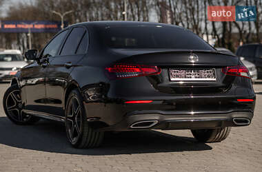 Седан Mercedes-Benz E-Class 2021 в 