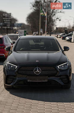 Седан Mercedes-Benz E-Class 2021 в 