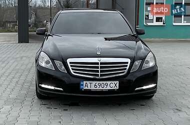 Седан Mercedes-Benz E-Class 2012 в 