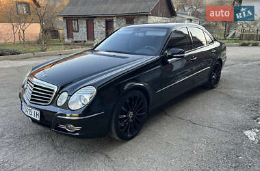 Седан Mercedes-Benz E-Class 2008 в Яремче