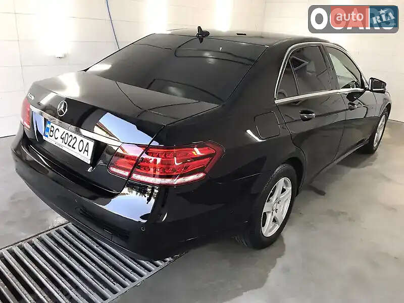 Седан Mercedes-Benz E-Class 2015 в Дрогобичі