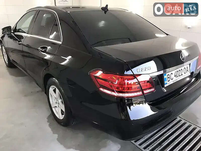 Седан Mercedes-Benz E-Class 2015 в Дрогобичі
