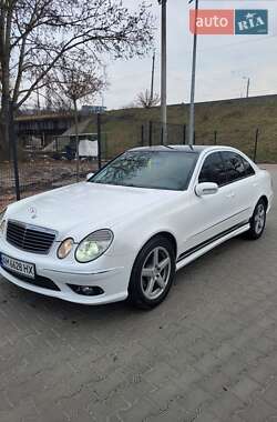 Седан Mercedes-Benz E-Class 2002 в 