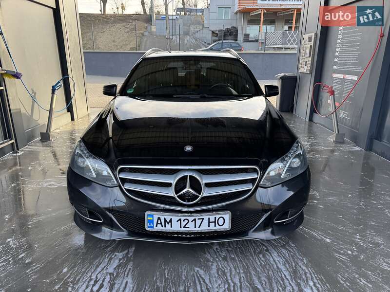 Универсал Mercedes-Benz E-Class 2015 в 
