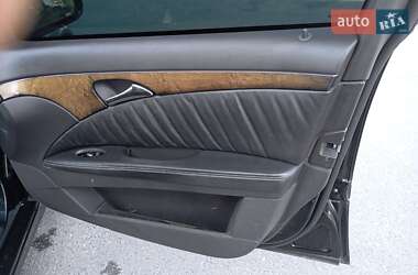 Седан Mercedes-Benz E-Class 2004 в 