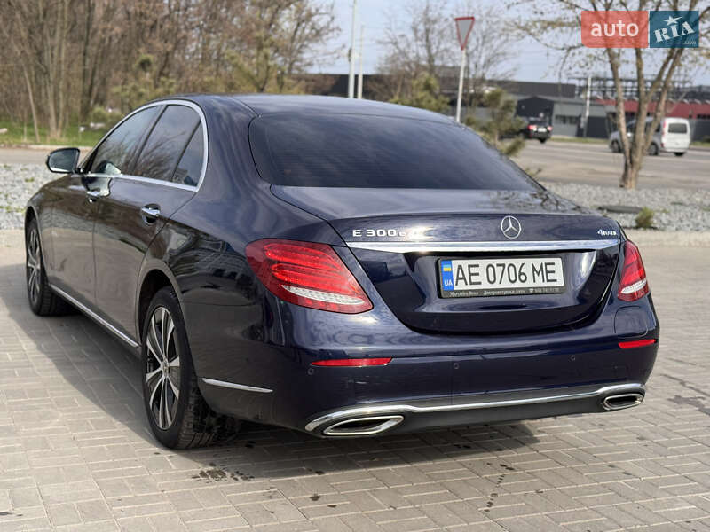 Седан Mercedes-Benz E-Class 2018 в Днепре фото 6 Седан Mercedes-Benz E-Class 2018 в Днепре