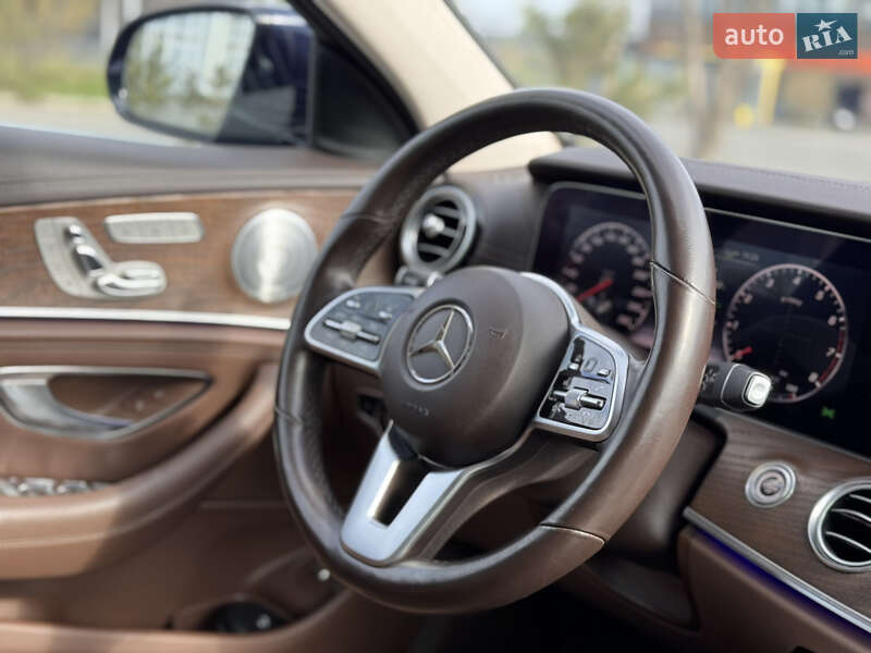 Седан Mercedes-Benz E-Class 2018 в Днепре фото 10 Седан Mercedes-Benz E-Class 2018 в Днепре