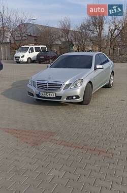 Седан Mercedes-Benz E-Class 2011 в 
