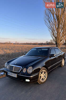 Седан Mercedes-Benz E-Class 2001 в 