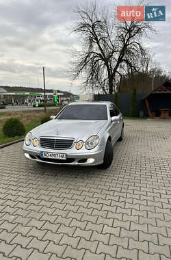 Седан Mercedes-Benz E-Class 2003 в 
