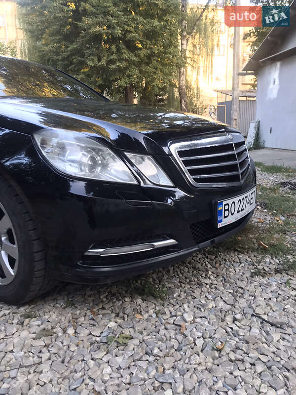 Седан Mercedes-Benz E-Class 2012 в Коломые