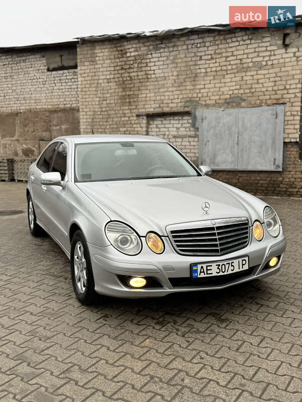 Седан Mercedes-Benz E-Class 2008 в Кривому Розі