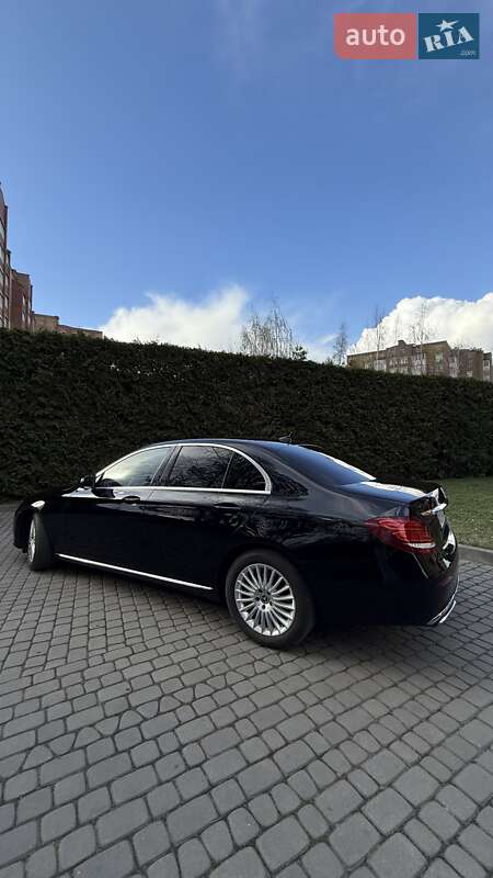 Седан Mercedes-Benz E-Class 2016 в Луцке