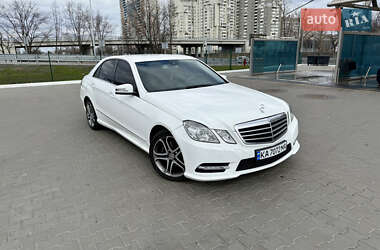 Седан Mercedes-Benz E-Class 2012 в 