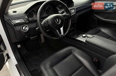 Седан Mercedes-Benz E-Class 2012 в 