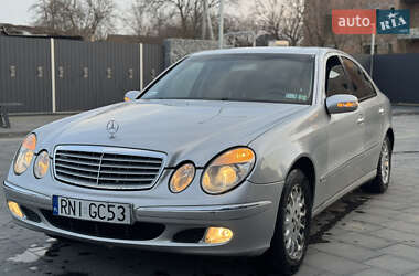 Седан Mercedes-Benz E-Class 2002 в Самборі