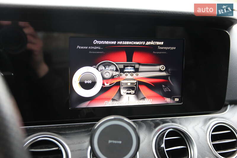 Седан Mercedes-Benz E-Class 2017 в Днепре