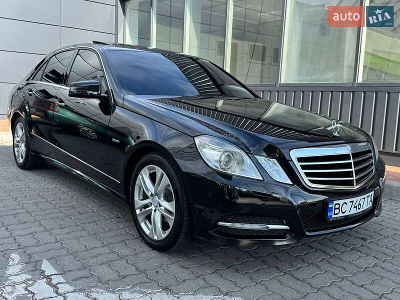 Mercedes-Benz E-Class 2011