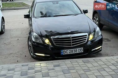 Седан Mercedes-Benz E-Class 2012 в 