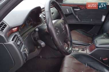 Седан Mercedes-Benz E-Class 2000 в 