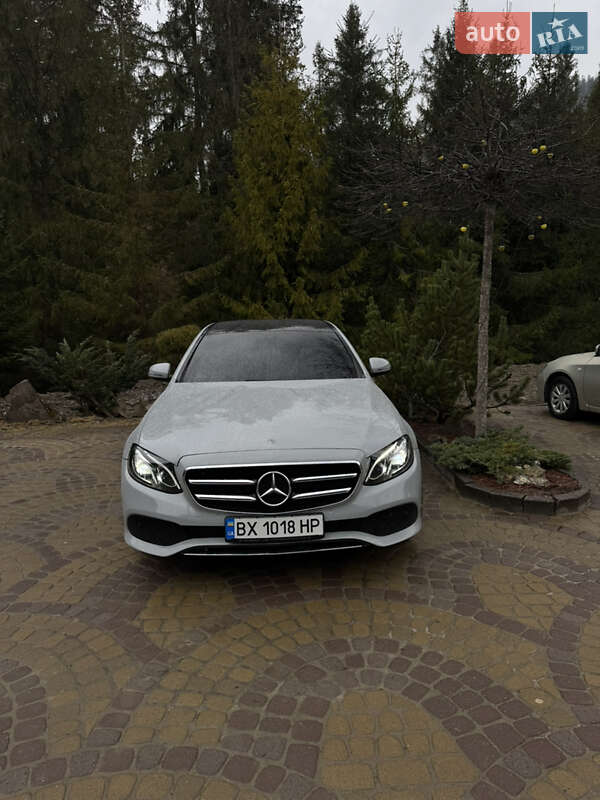Седан Mercedes-Benz E-Class 2018 в Хмельницком