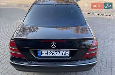 Седан Mercedes-Benz E-Class 2003 в 