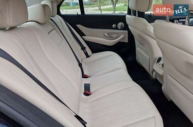 Седан Mercedes-Benz E-Class 2016 в 