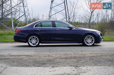 Седан Mercedes-Benz E-Class 2016 в 