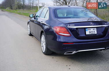 Седан Mercedes-Benz E-Class 2016 в 